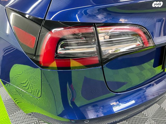 מודעת רכב טסלה מודל 3