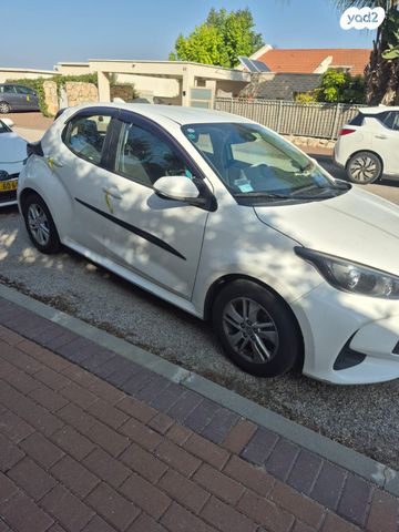 מודעת רכב טויוטה יאריס