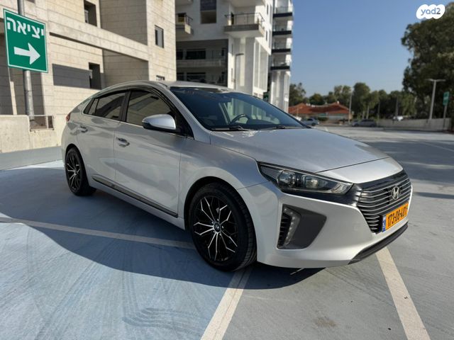 יונדאי איוניק