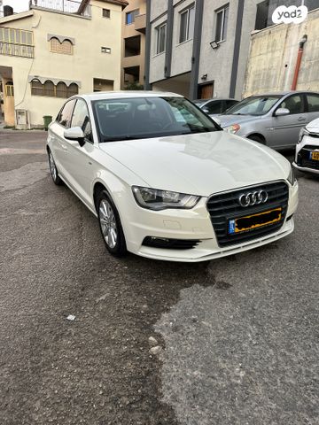 מודעת רכב אאודי A3