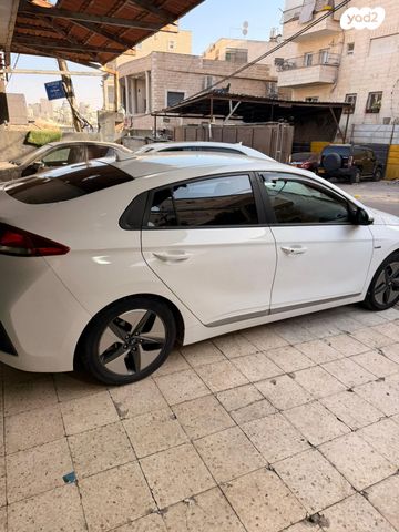 יונדאי איוניק