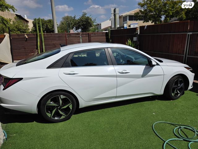 יונדאי אלנטרה