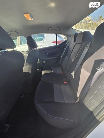 ניסאן סנטרה