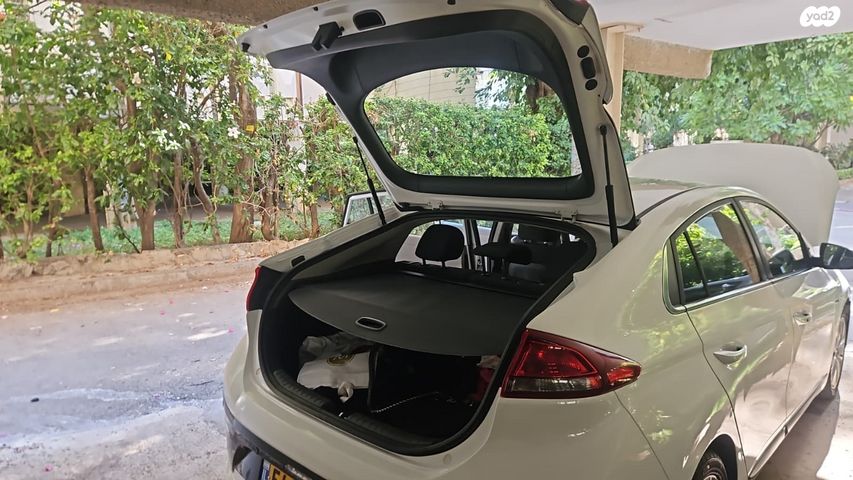 יונדאי איוניק