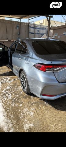 טויוטה קורולה