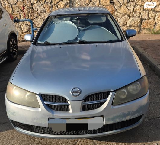 ניסאן אלמרה