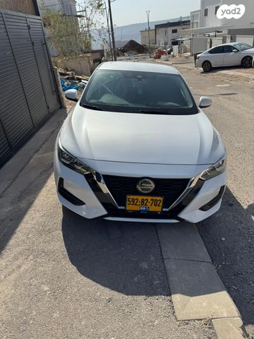 ניסאן סנטרה