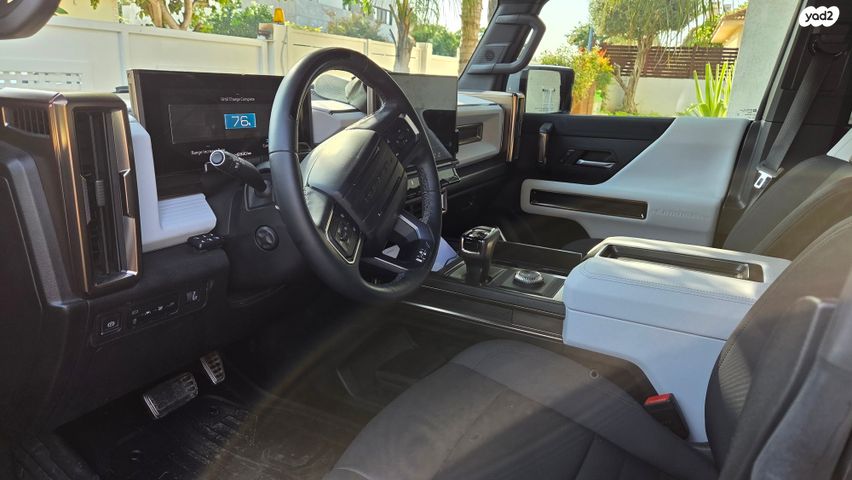 ג'י.אם.סי האמר EV