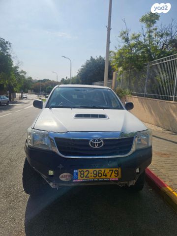 מודעת רכב טויוטה היילקס