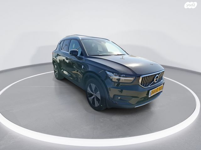 וולוו XC40