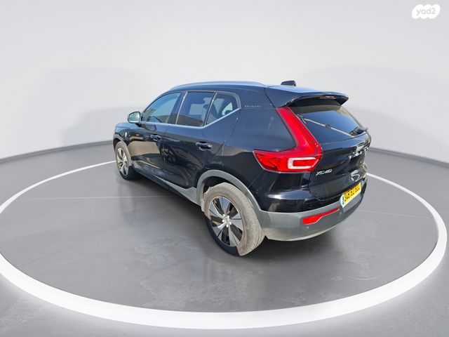 וולוו XC40