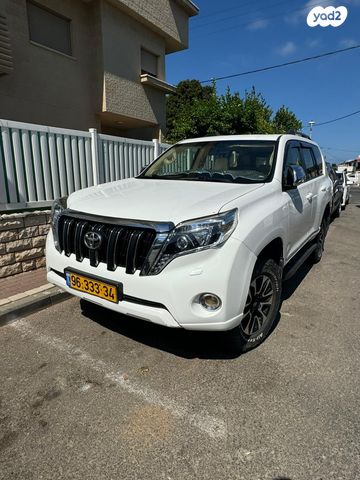 טויוטה לנד קרוזר