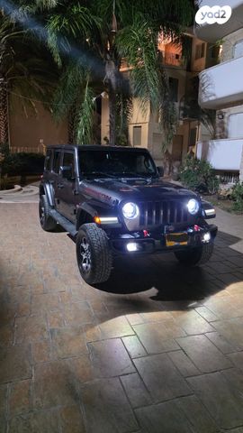 מודעת רכב ג'יפ רנגלר