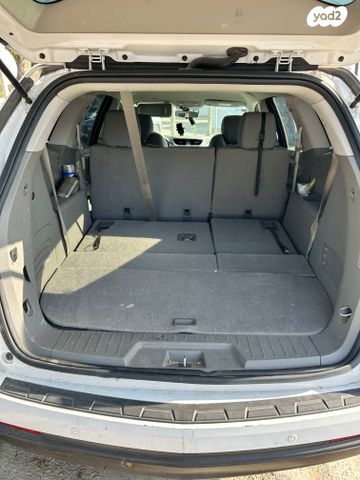 שברולט טראוורס