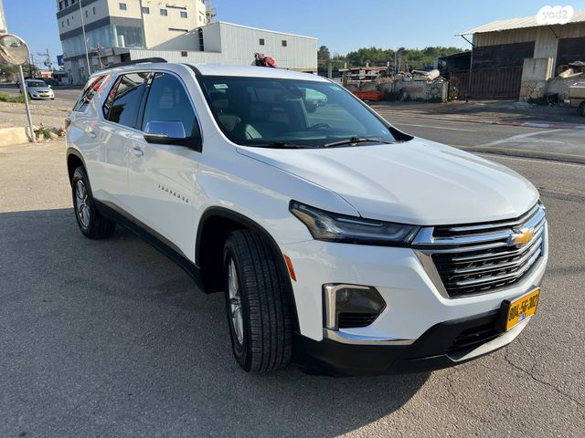 שברולט טראוורס