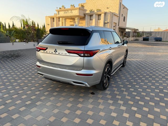 מיצובישי אאוטלנדר