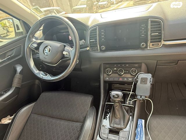 מודעת רכב סקודה קארוק