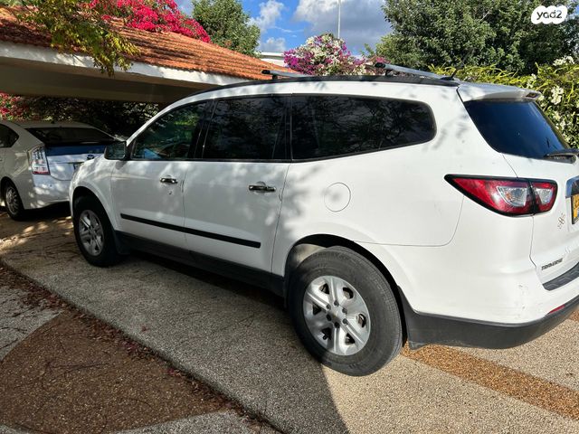 מודעת רכב שברולט טראוורס