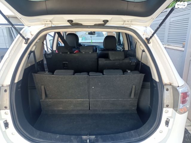 מיצובישי אאוטלנדר