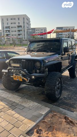 מודעת רכב ג'יפ רנגלר