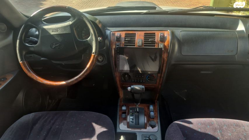 מודעת רכב יונדאי טאראקן