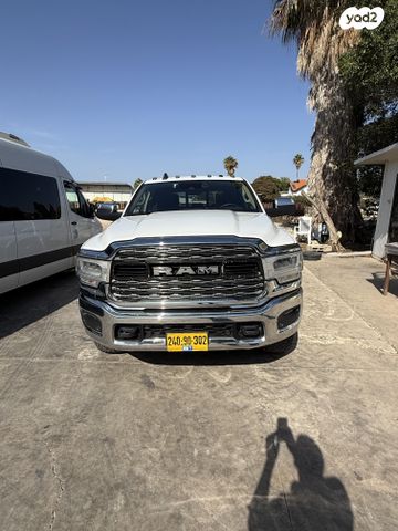 מודעת רכב דודג'