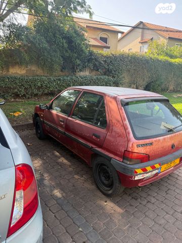 מודעת רכב פיג'ו