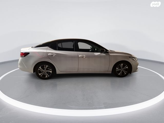 ניסאן סנטרה