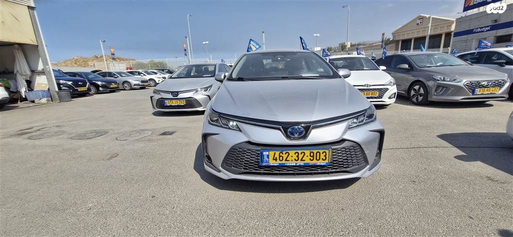 מודעת רכב טויוטה קורולה