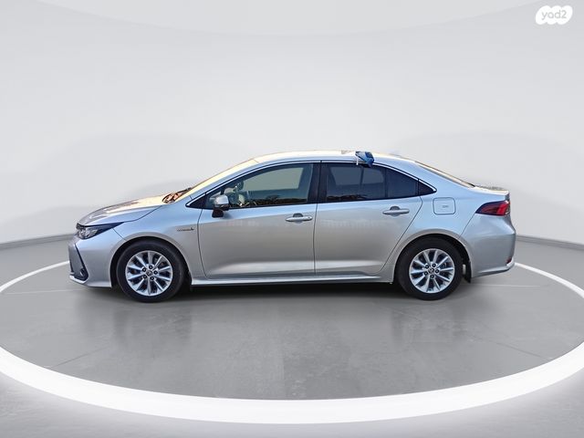 מודעת רכב טויוטה קורולה