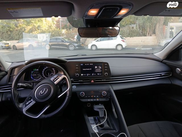 יונדאי אלנטרה