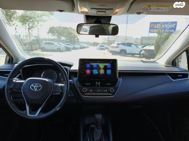 טויוטה קורולה