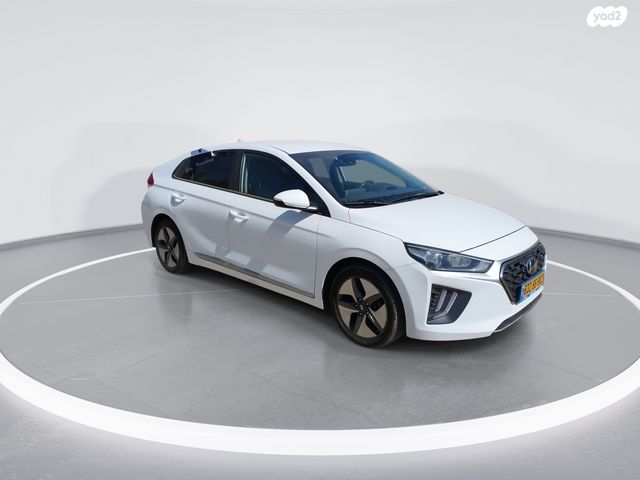 יונדאי איוניק