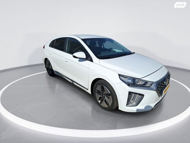 יונדאי איוניק