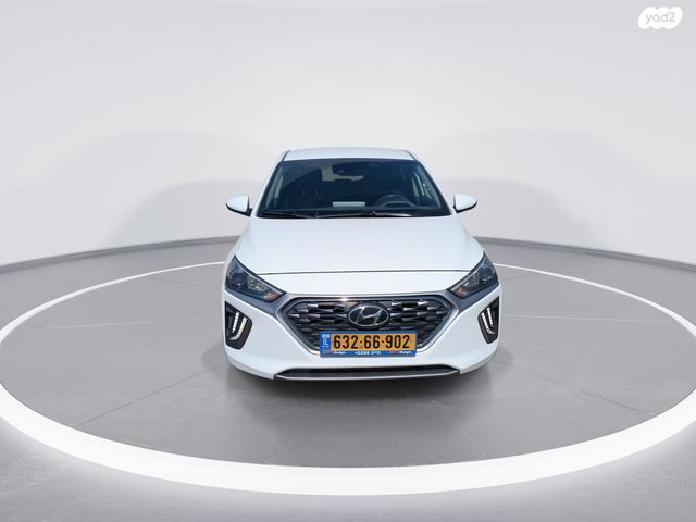 יונדאי איוניק