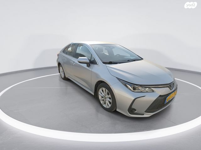 טויוטה קורולה