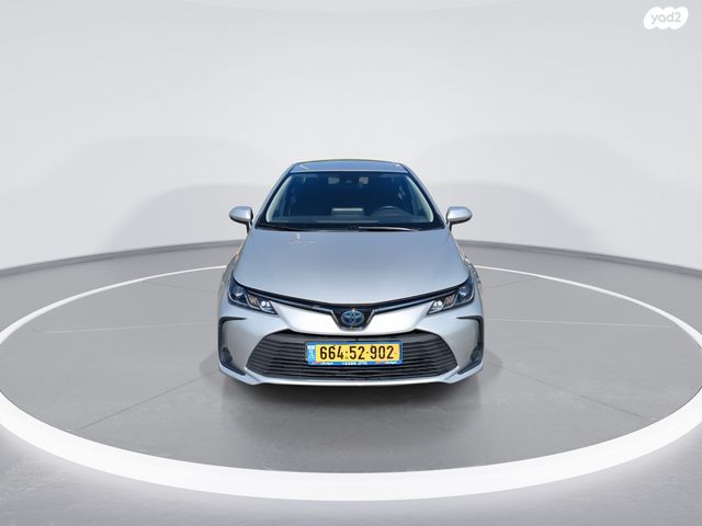 טויוטה קורולה