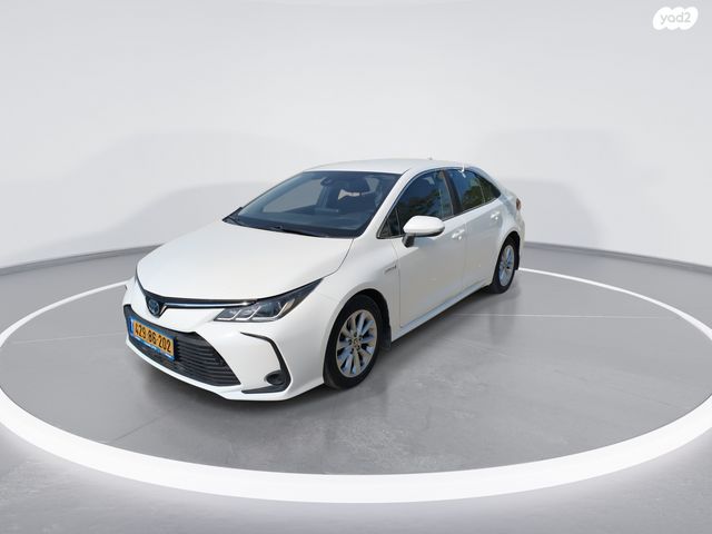 טויוטה קורולה