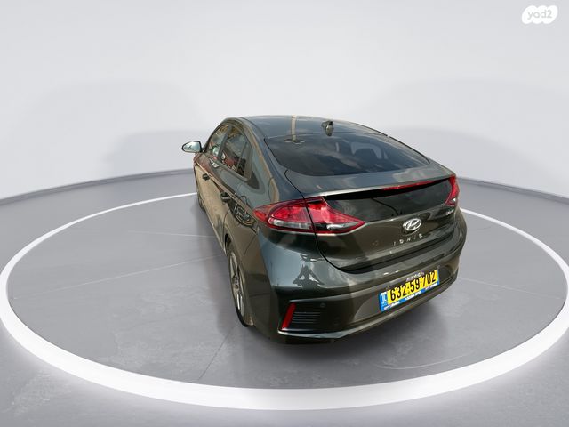 יונדאי איוניק