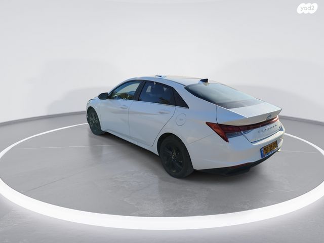 יונדאי אלנטרה