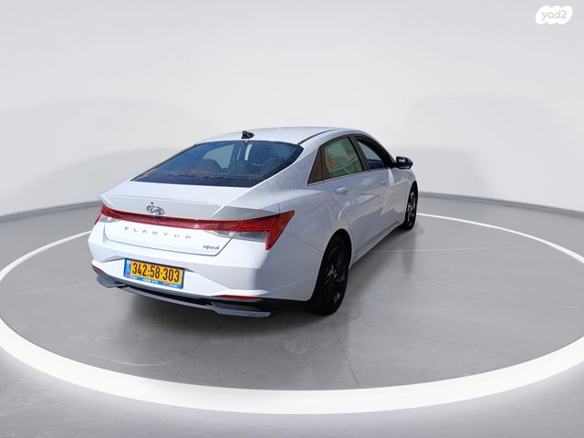 יונדאי אלנטרה