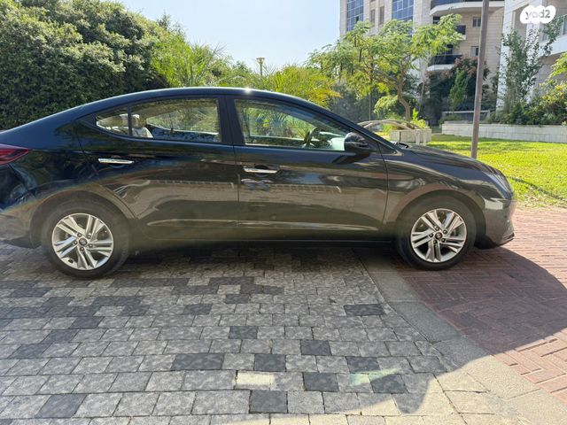 יונדאי אלנטרה