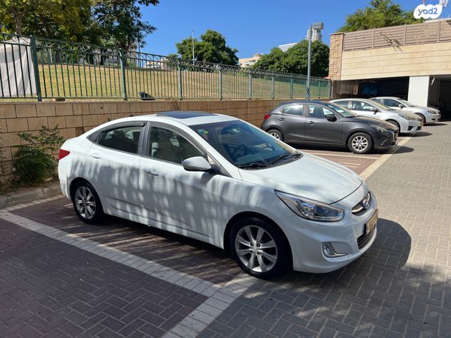 יונדאי אקסנט i25