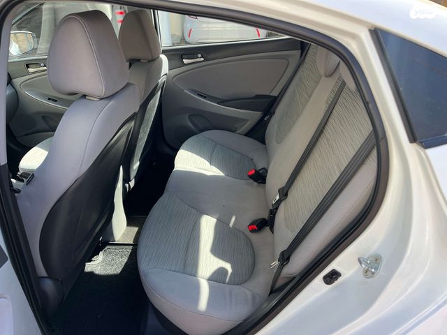 יונדאי אקסנט i25