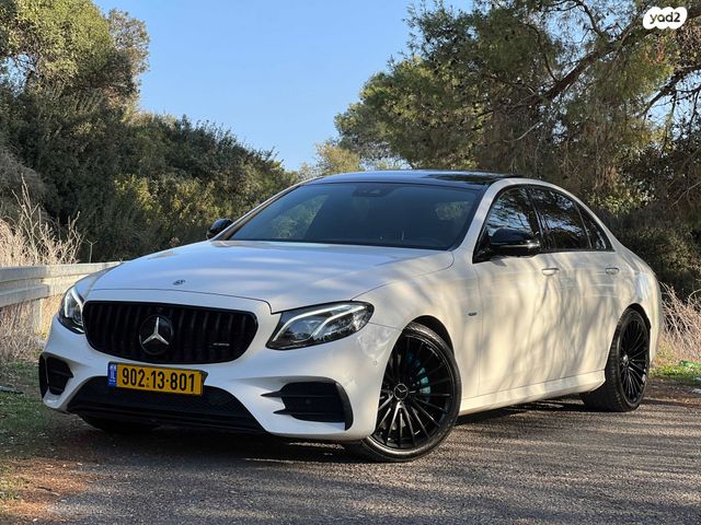 מודעת רכב מרצדס-בנץ E-class