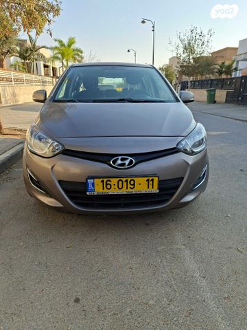 מודעת רכב יונדאי i20