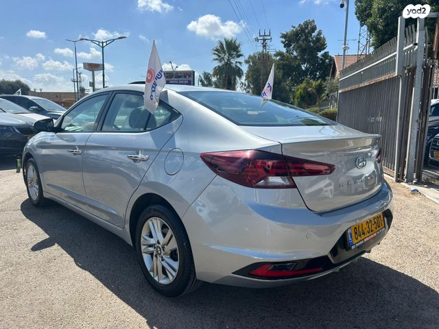 יונדאי אלנטרה