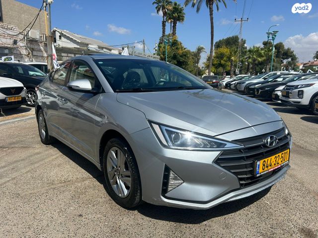 יונדאי אלנטרה