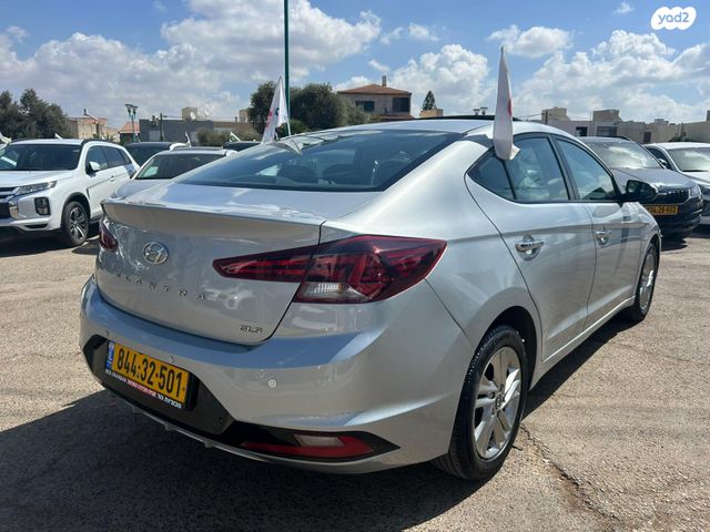 יונדאי אלנטרה