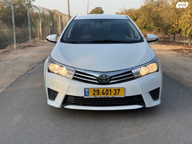 טויוטה קורולה